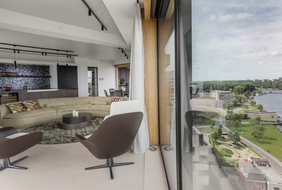 Haut | 13th Floor Skyview - Amsterdam, Netherlands