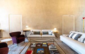 Timeless Venetian Retreat in a 15th century Palace - Venice, Italy