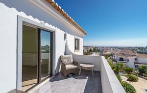 Stylish 5-Bedroom Algarve Retreat with Pool - Lagos, Portugal