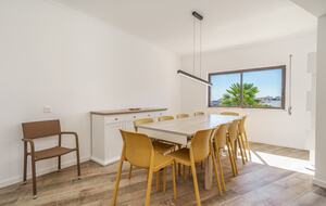 Stylish 5-Bedroom Algarve Retreat with Pool - Lagos, Portugal