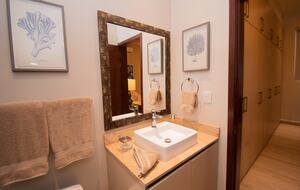 Master Bedroom Ensuite Bath