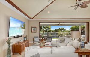 Modern Golf Front Retreat with Private Pool & Spa - Kailua Kona, Hawaii