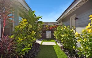 Modern Golf Front Retreat with Private Pool & Spa - Kailua Kona, Hawaii