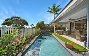 Modern Golf Front Retreat with Private Pool & Spa - Kailua Kona, Hawaii