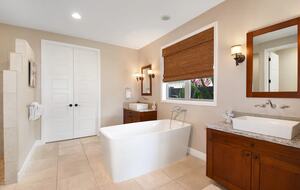 Modern Golf Front Retreat with Private Pool & Spa - Kailua Kona, Hawaii