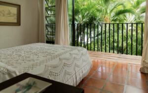 Villa Compound in Volcanic Crater Lake in El Salvador - Lago de Coatepeque, Santa Ana, El Salvador