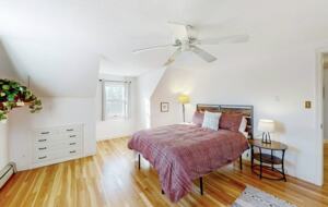 New England Hideaway | Bike Path, Beaches & Hiking Sanctuary - North Falmouth, Massachusetts