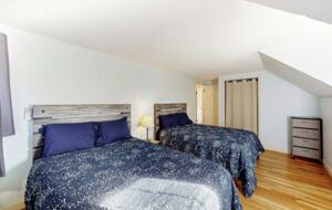 New England Hideaway | Bike Path, Beaches & Hiking Sanctuary - North Falmouth, Massachusetts