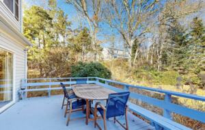 New England Hideaway | Bike Path, Beaches & Hiking Sanctuary - North Falmouth, Massachusetts