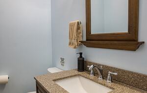 Log Cabin Luxury in the Woods - Fayetteville, West Virginia