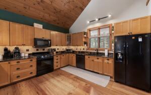 Spacious 6 Bedroom Family Vacation Getaway - Lincoln, New Hampshire