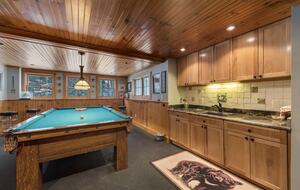 Spacious 6 Bedroom Family Vacation Getaway - Lincoln, New Hampshire