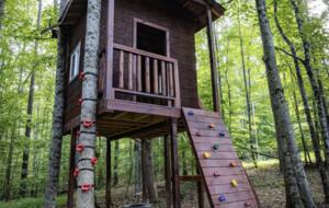 Log Cabin Luxury in the Woods - Fayetteville, West Virginia