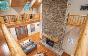 Log Cabin Luxury in the Woods - Fayetteville, West Virginia