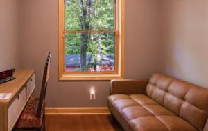 Log Cabin Luxury in the Woods - Fayetteville, West Virginia