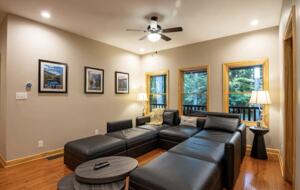 Log Cabin Luxury in the Woods - Fayetteville, West Virginia