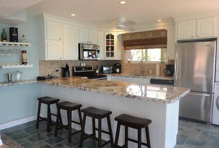 Boggy Sand Villa - West Bay, Cayman Islands