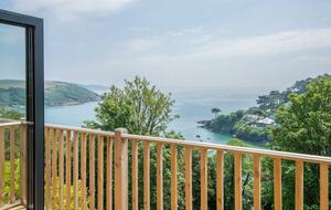 Murrawingi Modern Coastal Home - Salcombe, United Kingdom