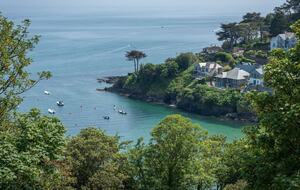 Murrawingi Modern Coastal Home - Salcombe, United Kingdom