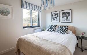 Murrawingi Modern Coastal Home - Salcombe, United Kingdom