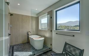 Mountain Views near Shenandoah NP, Charlottesville, Vineyards & Blue Ridge Parkway - Afton, Virginia