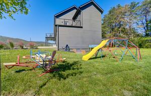 Mountain Views near Shenandoah NP, Charlottesville, Vineyards & Blue Ridge Parkway - Afton, Virginia