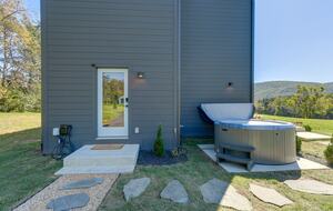 Mountain Views near Shenandoah NP, Charlottesville, Vineyards & Blue Ridge Parkway - Afton, Virginia