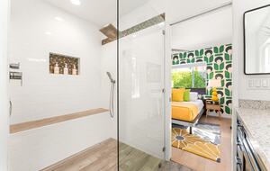 Atomic Hideaway: Iconic Mid-Century Retreat - Palm Springs, California