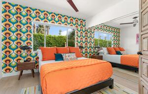 Atomic Hideaway: Iconic Mid-Century Retreat - Palm Springs, California