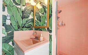 Atomic Hideaway: Iconic Mid-Century Retreat - Palm Springs, California