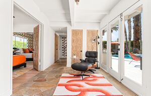 Atomic Hideaway: Iconic Mid-Century Retreat - Palm Springs, California