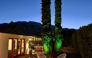 Atomic Hideaway: Iconic Mid-Century Retreat - Palm Springs, California