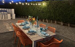 Atomic Hideaway: Iconic Mid-Century Retreat - Palm Springs, California