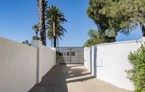 Monarch Modern | Hollywood Hills Hideaway - Los Angeles, California