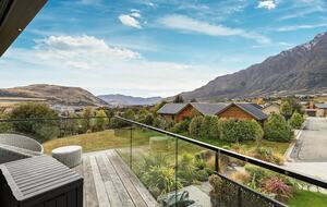 Architectural Luxury in Jack's Point, NZ - Queenstown, New Zealand