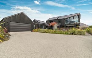 Architectural Luxury in Jack's Point, NZ - Queenstown, New Zealand