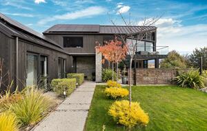 Architectural Luxury in Jack's Point, NZ - Queenstown, New Zealand