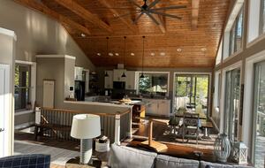 Lakefront Family Hideaway - Jacksboro, Tennessee