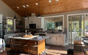 Lakefront Family Hideaway - Jacksboro, Tennessee