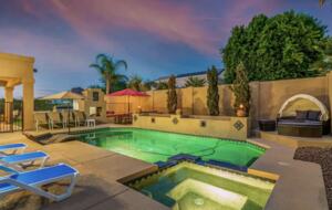 Spacious 5-Bed Glendale Retreat with Game Room & Pool - Glendale, Arizona