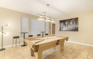Spacious 5-Bed Glendale Retreat with Game Room & Pool - Glendale, Arizona