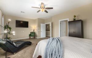 Spacious 5-Bed Glendale Retreat with Game Room & Pool - Glendale, Arizona