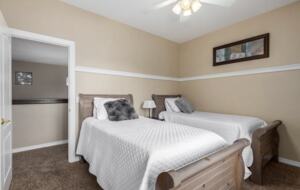 Spacious 5-Bed Glendale Retreat with Game Room & Pool - Glendale, Arizona