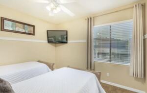 Spacious 5-Bed Glendale Retreat with Game Room & Pool - Glendale, Arizona