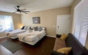 Spacious 5-Bed Glendale Retreat with Game Room & Pool - Glendale, Arizona