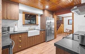 Atlas Lodge - Coram, Montana