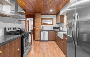 Atlas Lodge - Coram, Montana