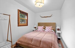 Atlas Lodge - Coram, Montana