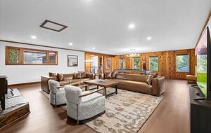 Atlas Lodge - Coram, Montana