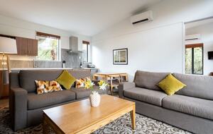 Deluxe Spa Tree House - Franz Josef Glacier, New Zealand